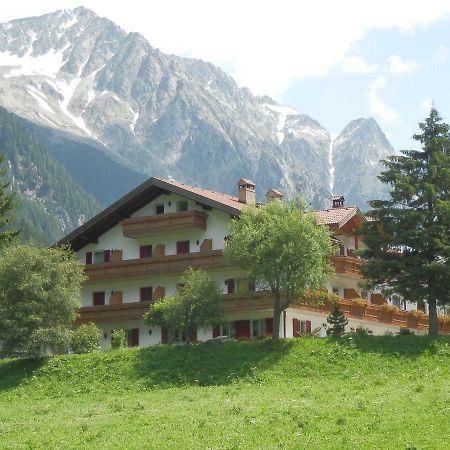 Апарт готель Kuehlerhof Антерсельва-ді-Меццо Екстер'єр фото